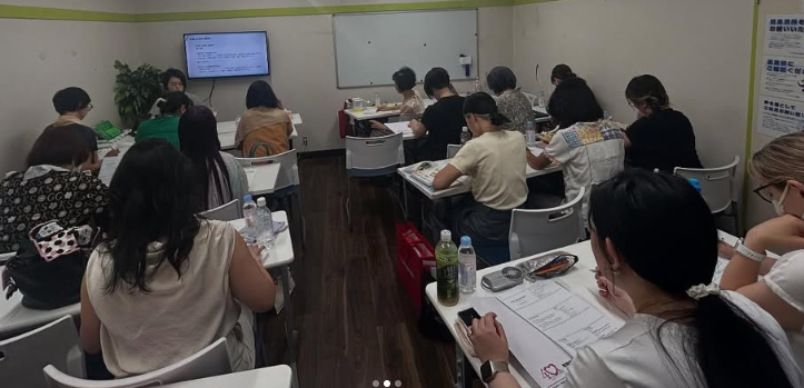 分子栄養学セミナーを受講する参加者の様子